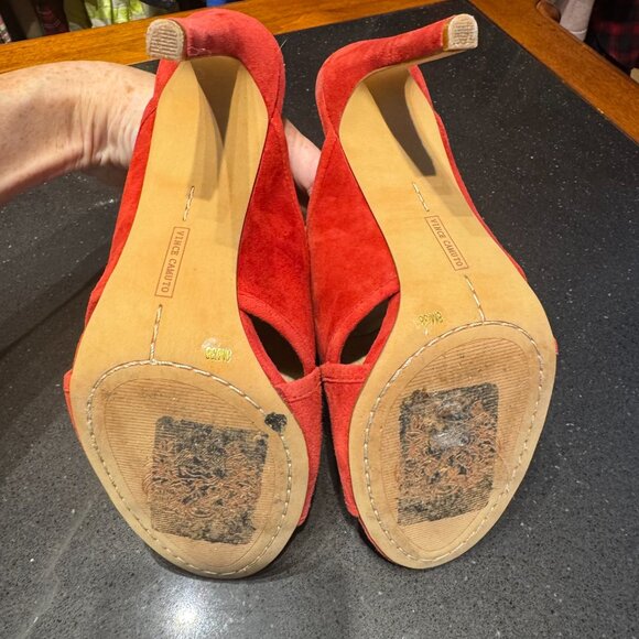 Vince Camuto Kizzia Mule In Cherry Red Suede - Picture 5 of 8